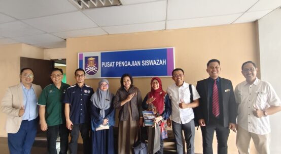 Kunjungan UST